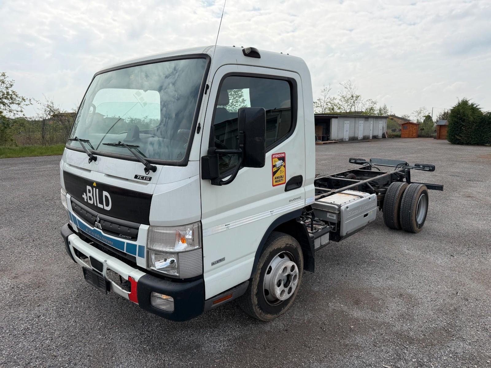 Mitsubishi Canter 7C15