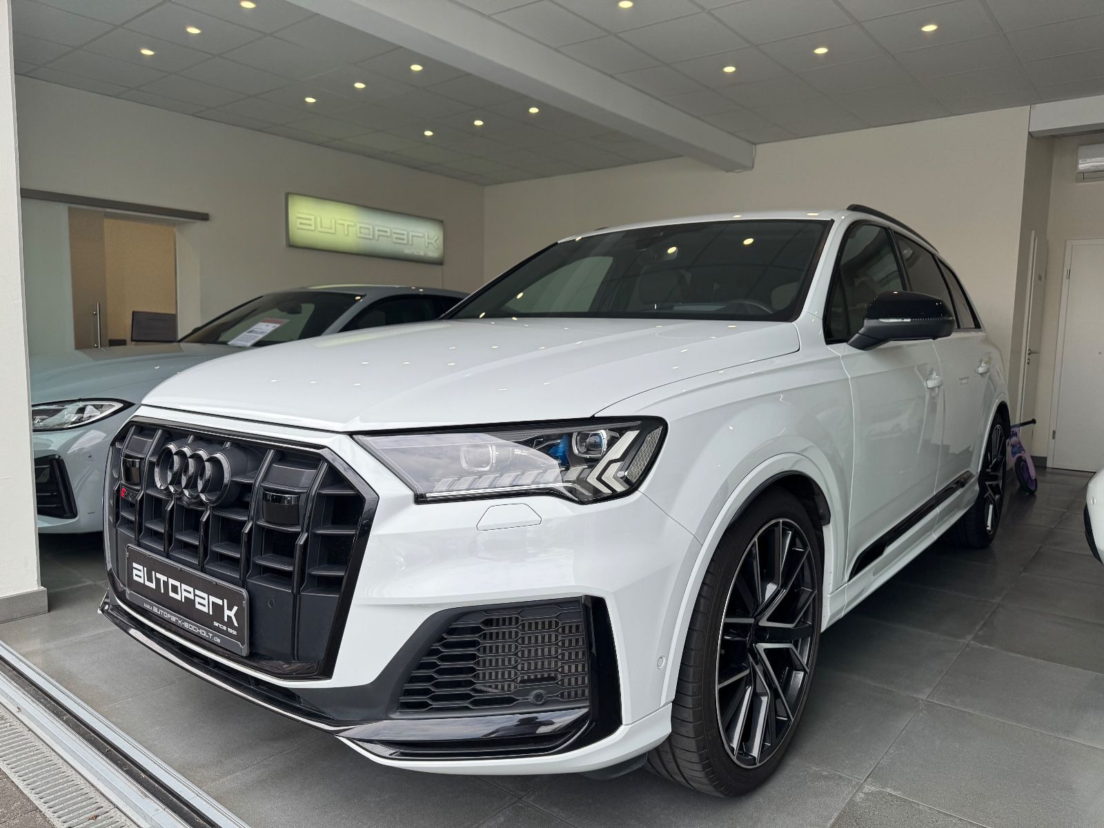 AUDI SQ7 4.0 TFSI qu Matrix LenkHz B&amp;O Opti 7Sitz 22"