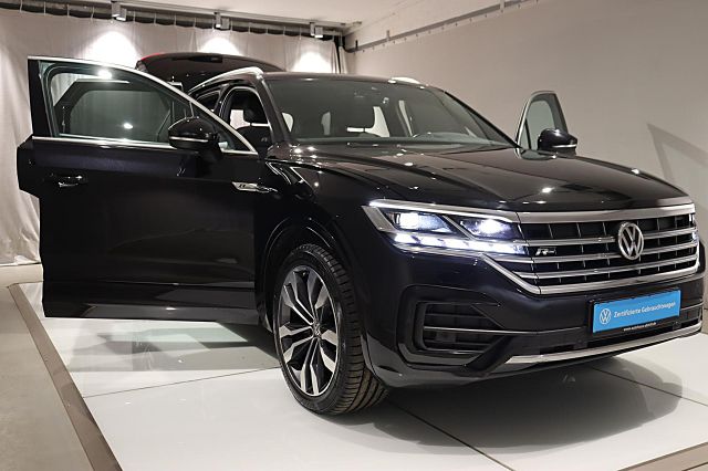 Touareg R-Line 3.0 TDI 4Motion LEDER NAVI STANDH