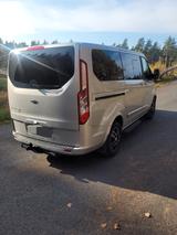 Ford Tourneo Custom 2.0 EcoBlue 125kW 320 L1 Tita... - gebrauchte Ford Tourneo Custom aus dem Jahr 2024