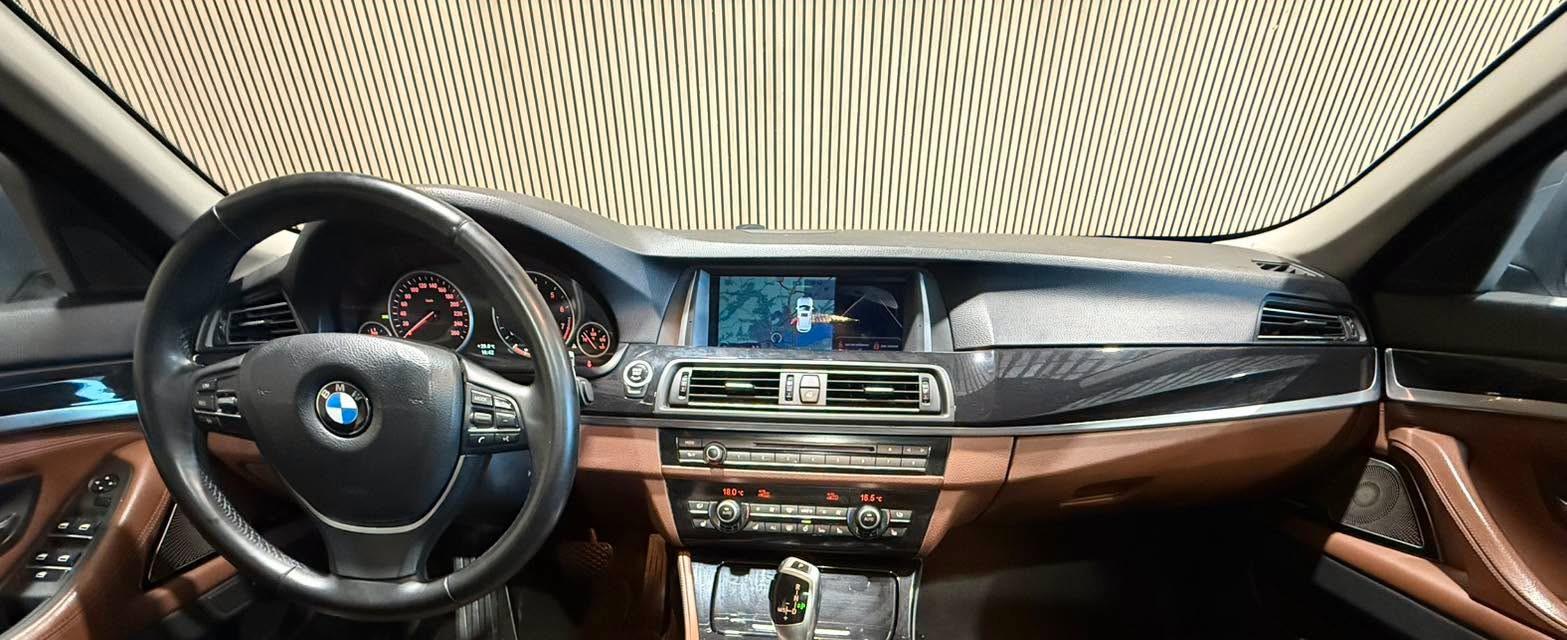 BMW 528 2011 — photo 17