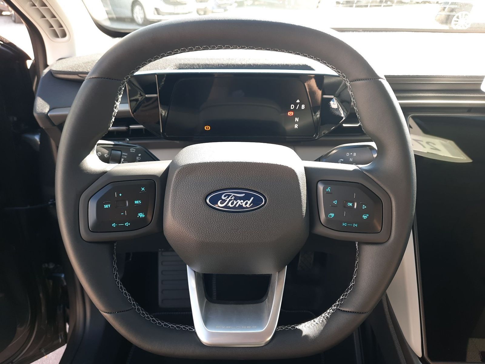 Ford Explorer - Bild 14