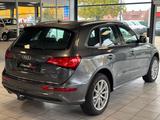 Audi Q5 2.0 TDI  quattro · S-line · AHK · Panorama - Audi Q5 mit Diesel-Antrieb: Geländewagen