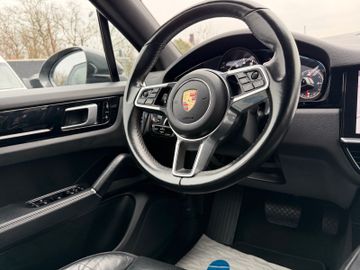 Porsche Cayenne - 7