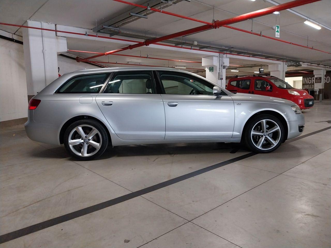 Audi Quattro 2005 — photo 8