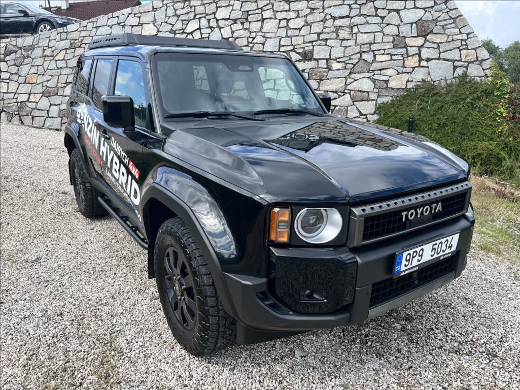 Toyota Land Cruiser 2,4 iFORCE MAX HEV RD