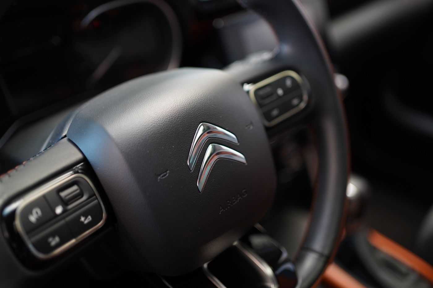 Fahrzeugabbildung Citroën C3 Aircross PureTech 110 EAT6 Shine Automatik