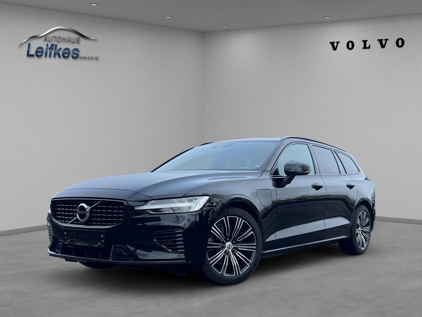 Volvo V60 R Design T6 Recharge Plug-In Hybrid AWD AHK 