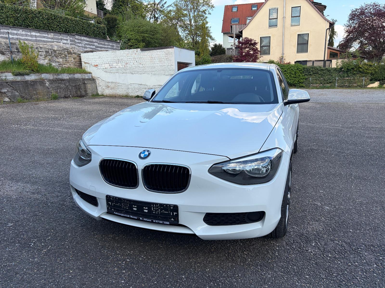 BMW 116 1 Limousine 5-trg. 116 i II Hand - AHK