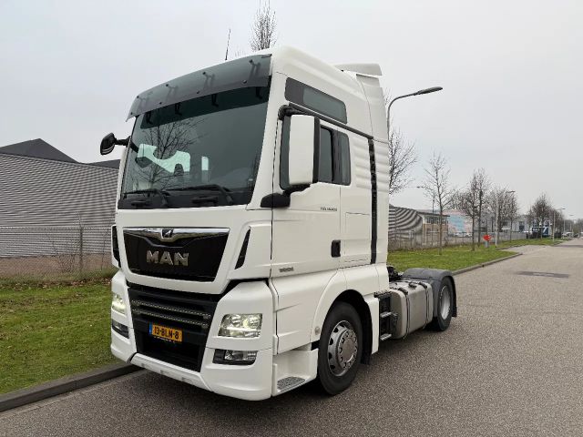 MAN TGX 18.500 ONLY 88.000 KM !!!! RETARDER !!!!