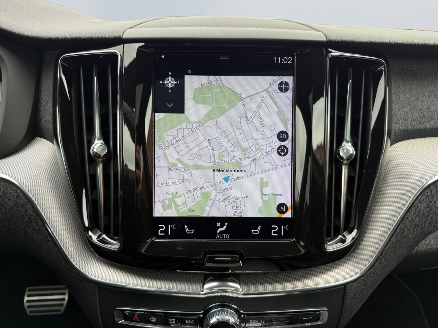 Volvo XC60 T5 AWD R Design LED HUD Pano HiFi digi CP foto 15