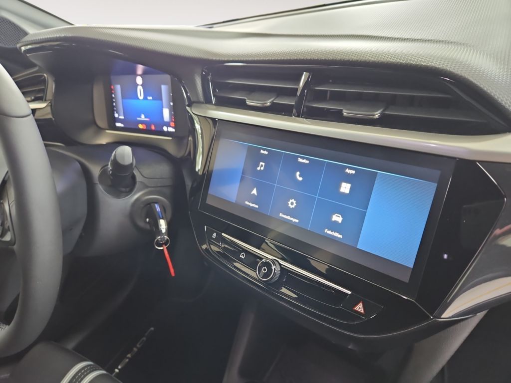Fahrzeugabbildung Opel Corsa 1.2 GS Sitz/Lenkradheizung PDC vorn/hi LED