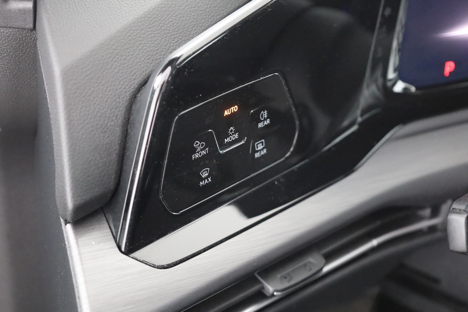 Volkswagen Golf VIII Variant 2.0 TSI DSG Style LED ACC PDC, миниатюра 20