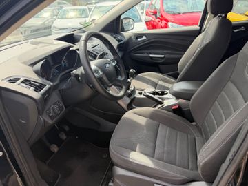 Ford Kuga - 8