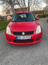Suzuki Swift 1,3 Club Club - Suzuki: Sportwagen