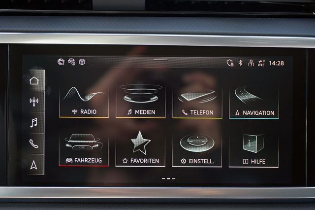 Q3 45 TFSI e NAVI+ VIRTUAL COCKPIT