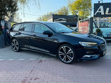 Opel Insignia - 1