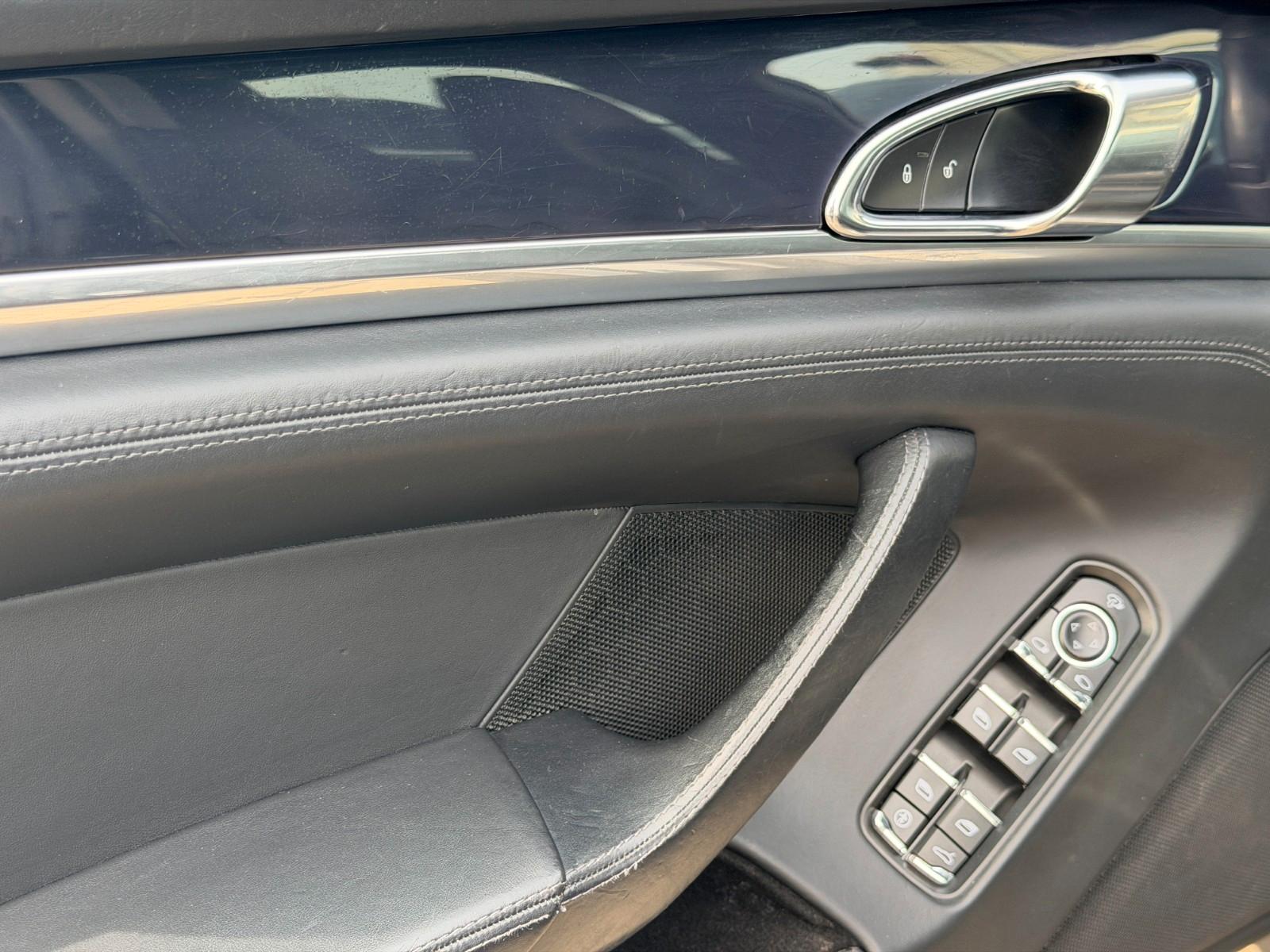 PORSCHE PANAMERA 310 CH 4X4 BVA - FACELIFT - TOIT OUVRANT - SUSPENSION PNEUMATIQUE - SPORTCHRONO  - HAYON ÉLECTRIQUE