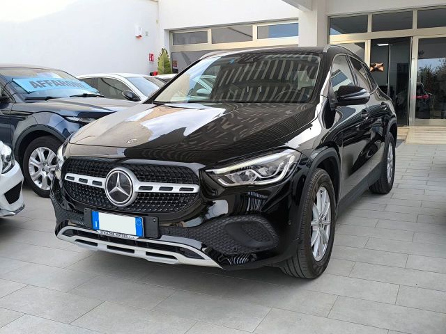 Mercedes-Benz Mercedes GLA 180 d Automatic Business Extra 2021