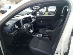 Fahrzeugabbildung Duster III TCe 130 Journey 4x4 1.2 Mild-Hybrid E