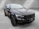 Volvo XC40 2.0 Plus Black Edition 2WD ACC FACEL. LED - Volvo XC40 Gebrauchtwagen