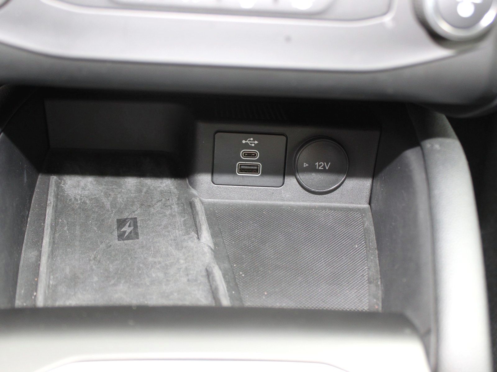 Fahrzeugabbildung Ford Focus ST-Line X 1,0 EcoBoost Mild-Hybrid