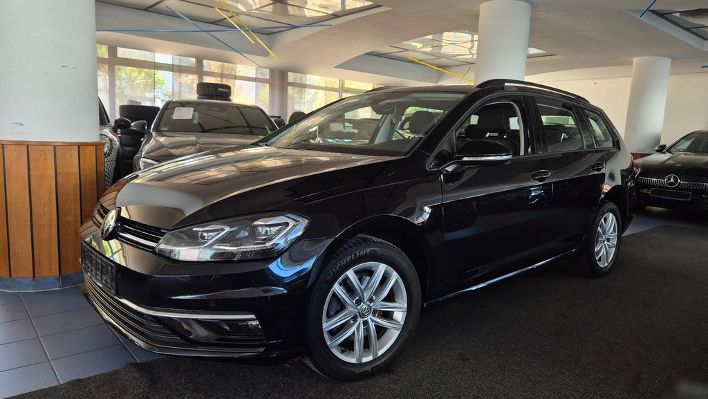 Image of Volkswagen Golf