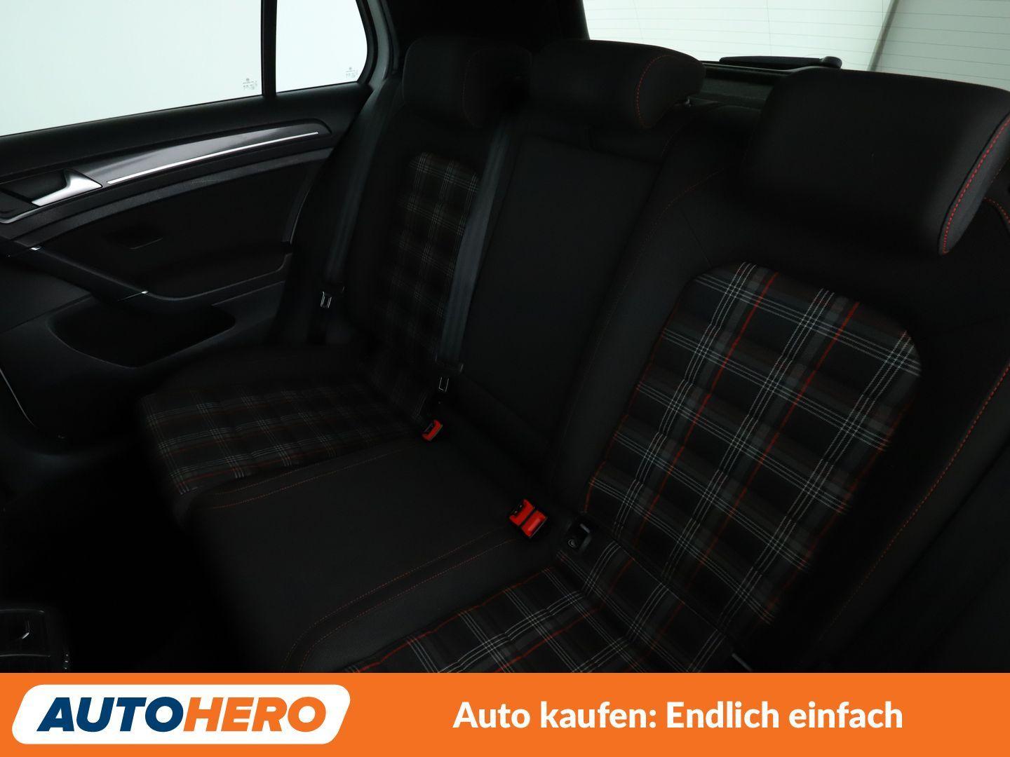 Volkswagen Golf VII 2.0 TSI GTI BMT Aut.*LED*ACC*PDC*SHZ*BT