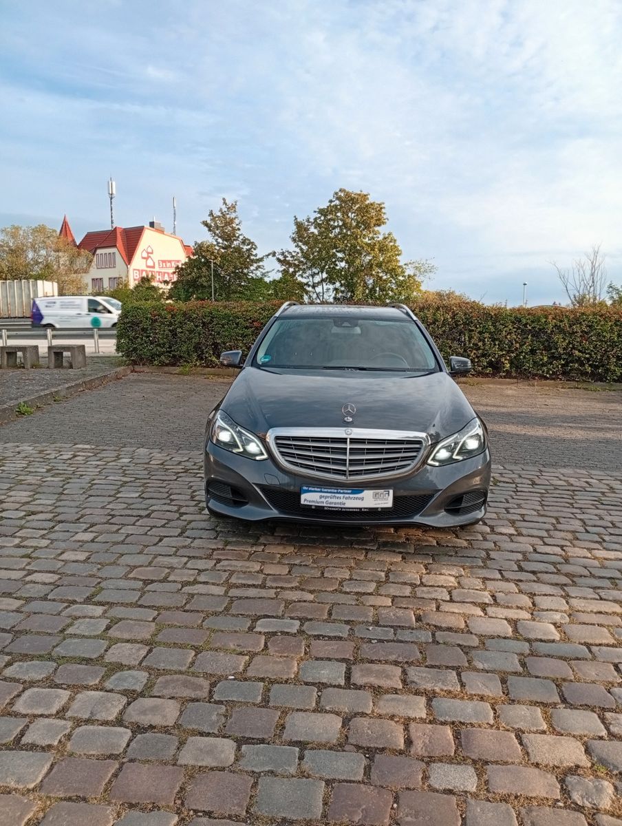 Mercedes E 250 - 1