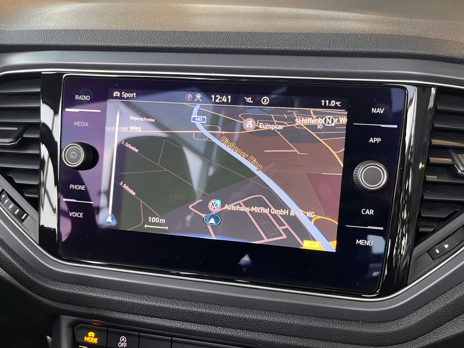 Fahrzeugabbildung Volkswagen T-Roc Cabriolet R-Line AHK LED NAV ACC RFK 19"