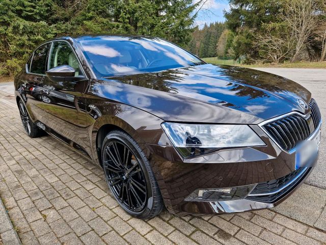 Skoda Superb L&K Vollausstattung