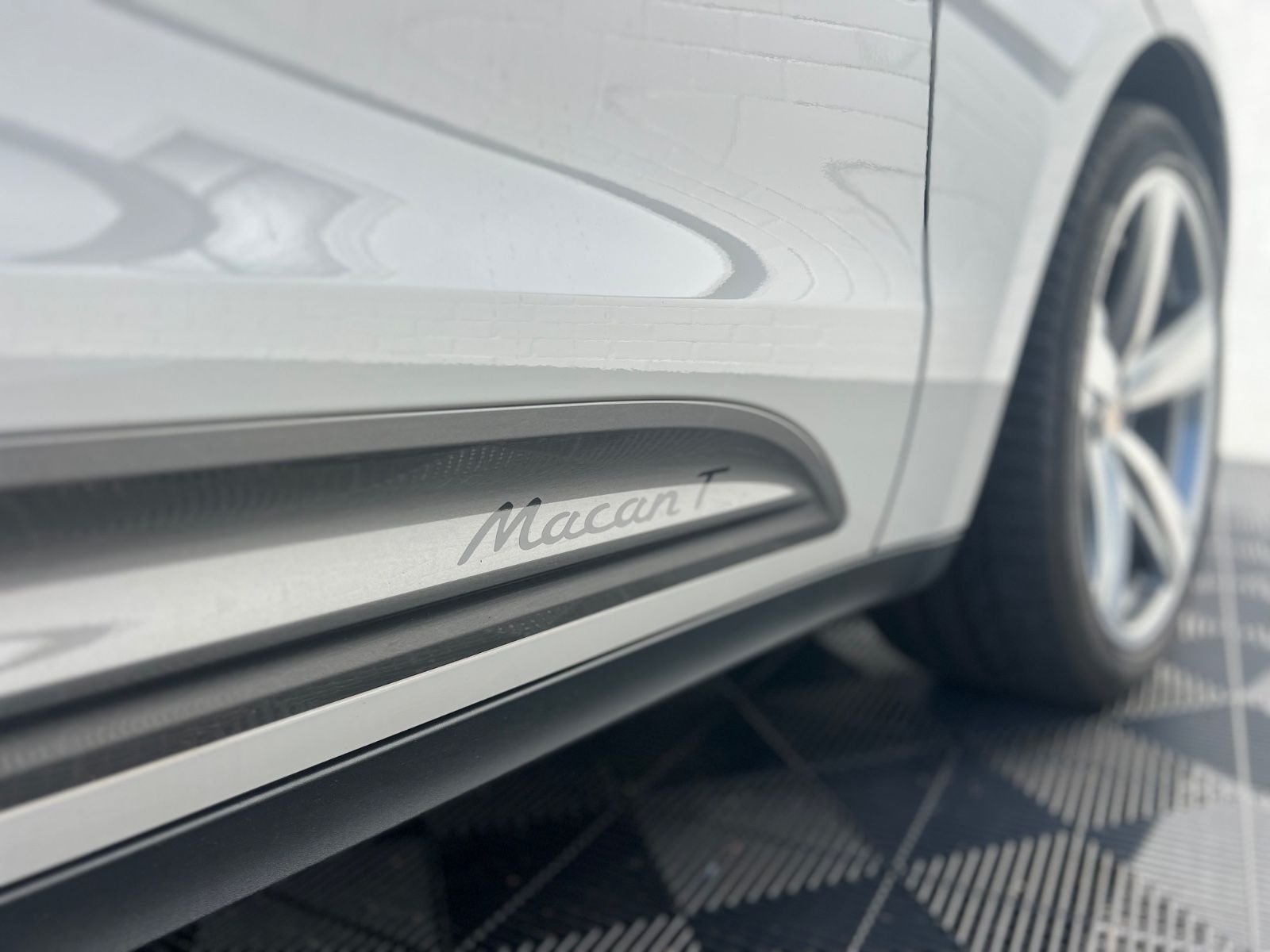 Porsche Macan T*SPORT-CHRONO*LUFTFED*PANO*APPROVED072028 foto 25