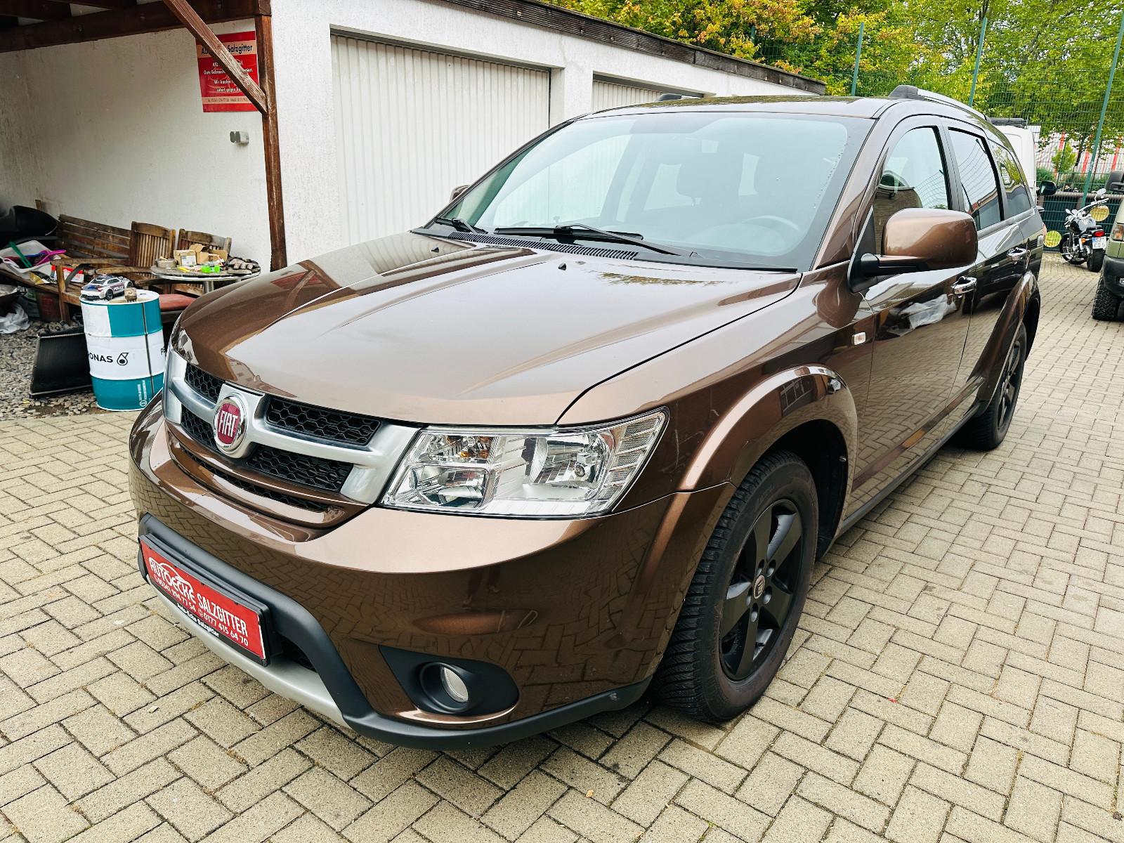 Fiat Freemont 2.0 Multijet Lounge AWD | 170 ch | BVA | 7 places | Toit ouvrant | Navigation | Caméra de recul | Attelage
