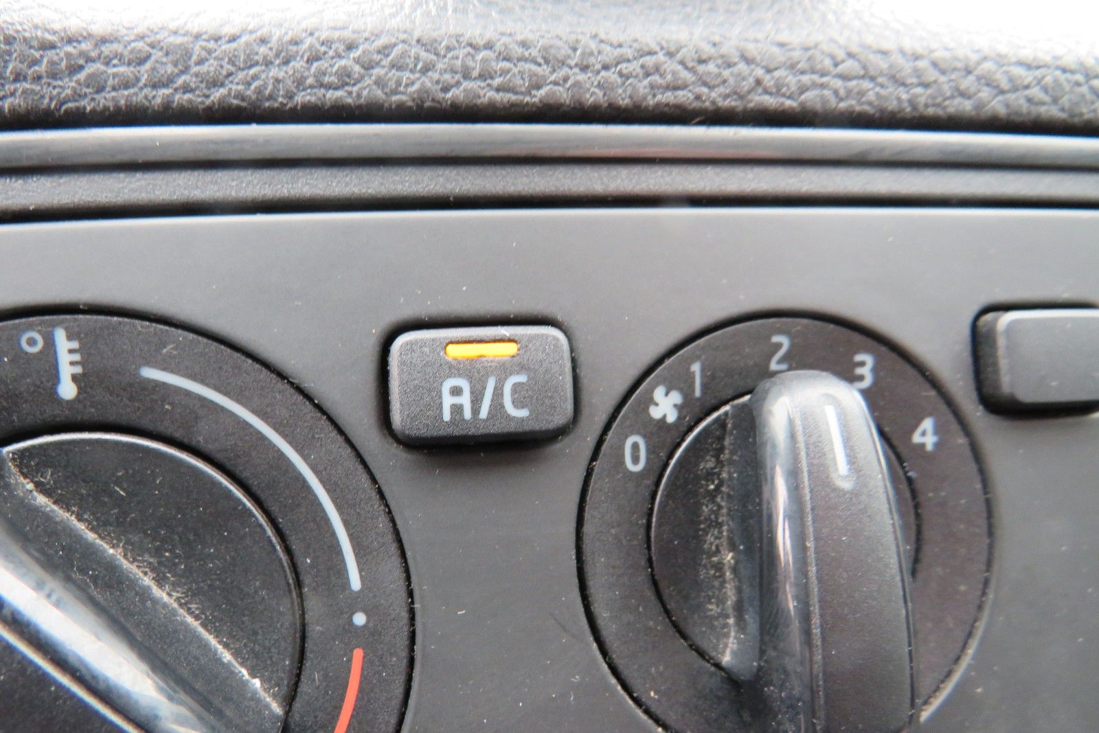 Fahrzeugabbildung SEAT Mii Style 4T KLIMA SITZH. MAPS&MORE 1.HD