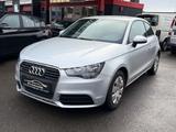 Audi A1 attraction*KYLEE*SITZH*PDC*KLIMA - aus 2012: Kleinwagen, Automatik