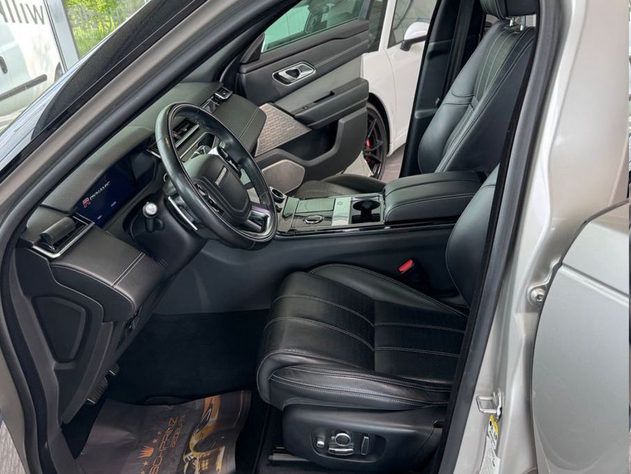 Fahrzeugabbildung Land Rover Range Rover Velar R-Dynamic HSE
