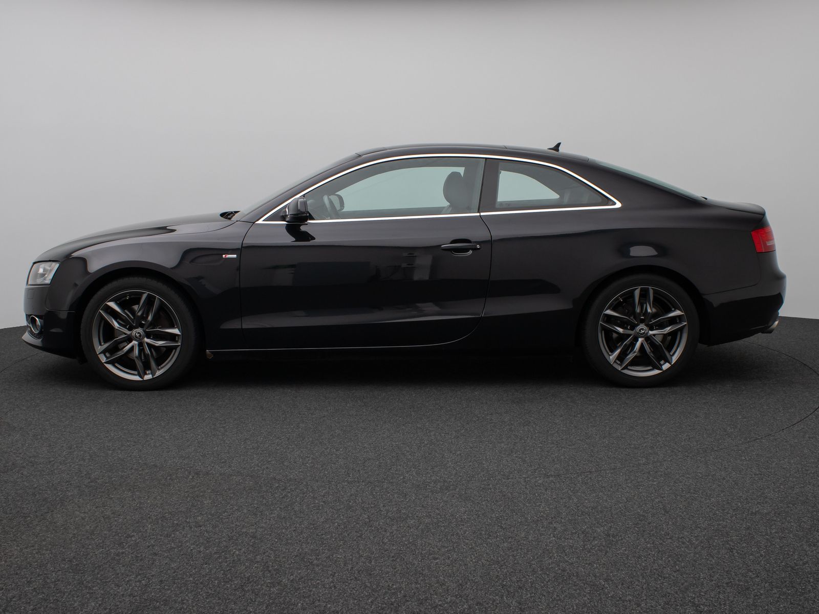 Fahrzeugabbildung Audi A5 Coupe 3.0 TDI quattro Panorama Xenon 8Fach