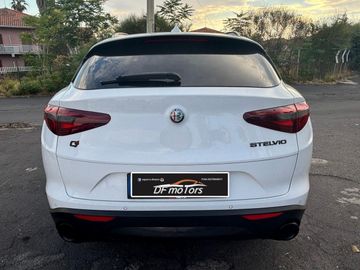 Alfa-Romeo Stelvio - 3