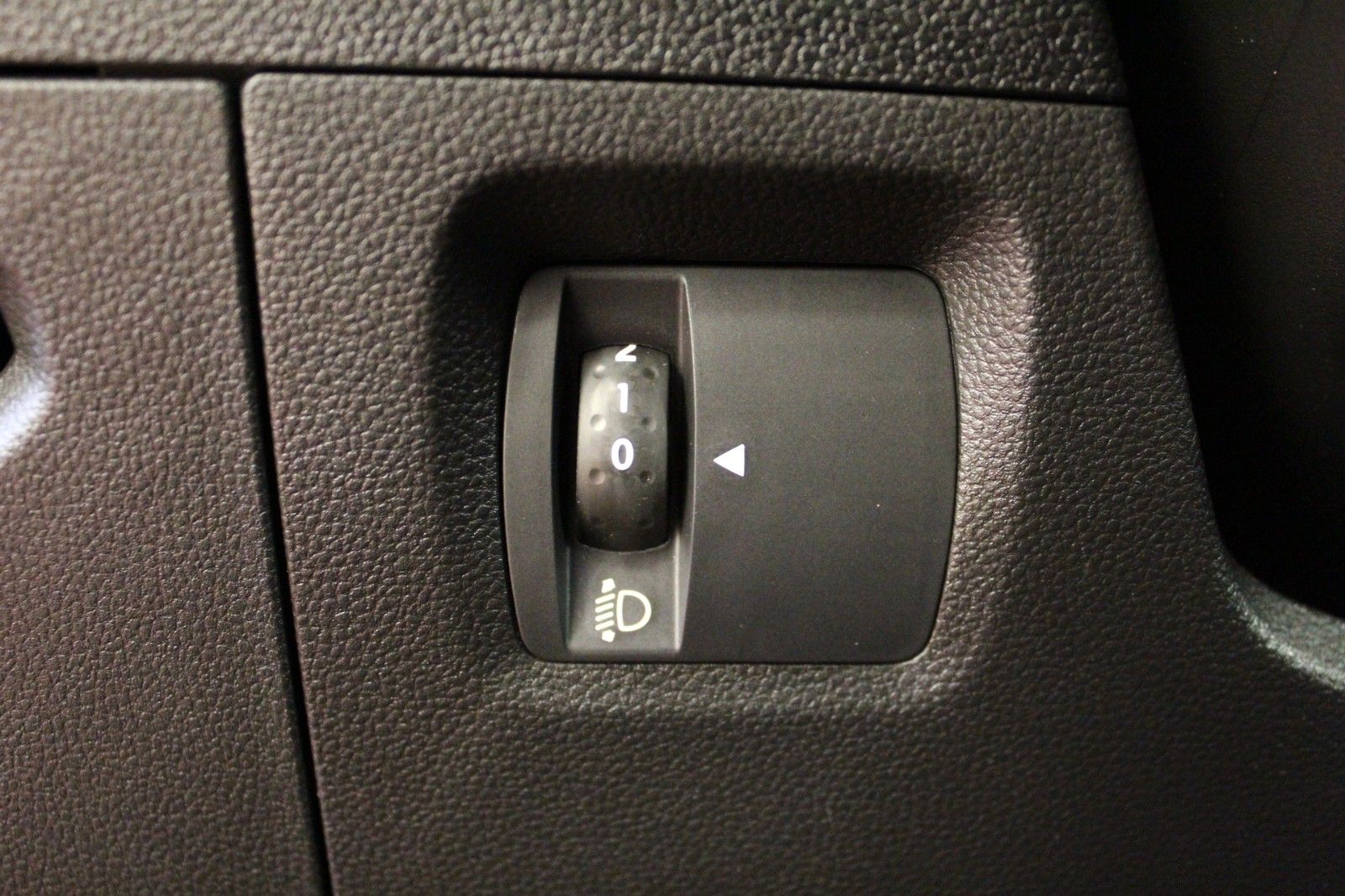 Fahrzeugabbildung Dacia Sandero TCe 90 auto Expression #15622