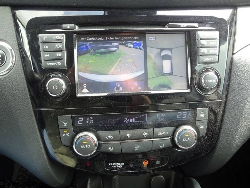 Fahrzeugabbildung Nissan Qashqai 1,2 DIG-T Tekna Safety Shield beh.FS  Pa