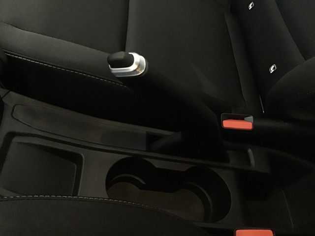 Fahrzeugabbildung Mitsubishi Colt BASIS 1.0  LED/Tempo/PDC/DAB/Bluetooth/MP3
