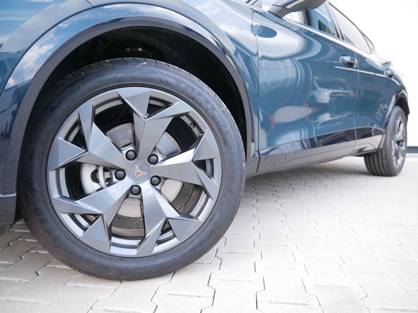 Fahrzeugabbildung CUPRA Formentor 1.5 eTSI NEU45T DSG ACC Kamera SHZ+LHZ