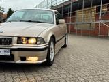 BMW 320iA e36 Coupe M-Paket Sammler Zustand - BMW 320 aus 1993