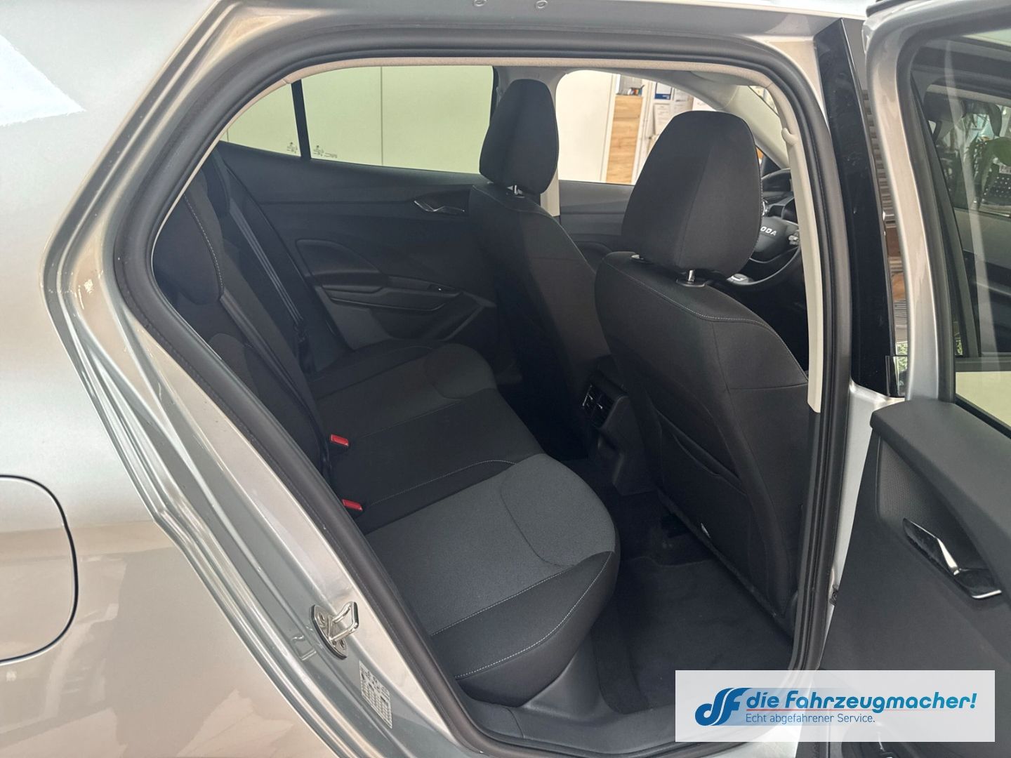 Fahrzeugabbildung SKODA Fabia Tour Automatik Navi DigiCockpit LED Apple