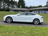 Tesla Model S 85D - Supercharger free