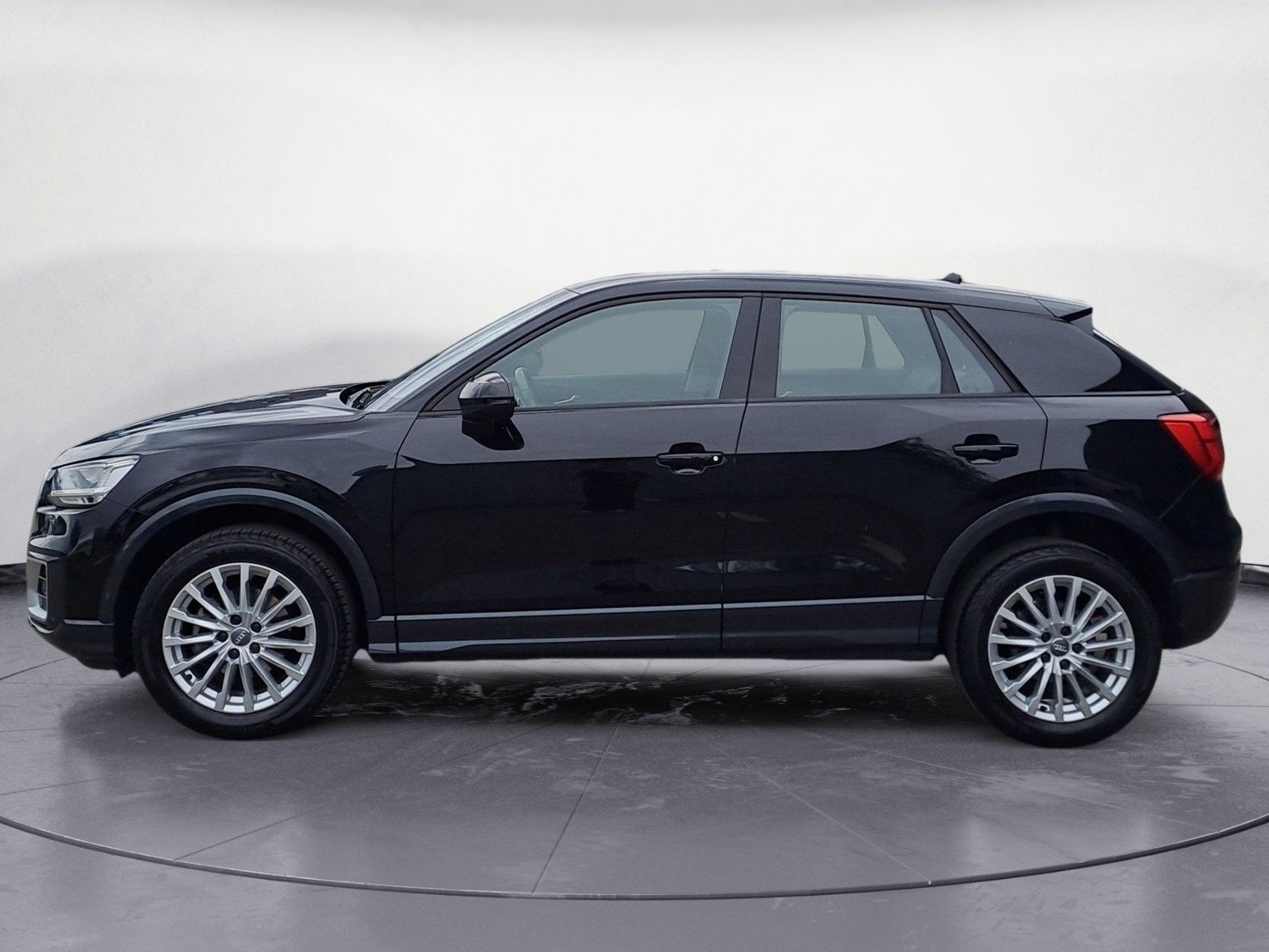 Audi Q2 1.0 TFSI design LED Kamera GRA 1.0 TFSI desig imagem 3