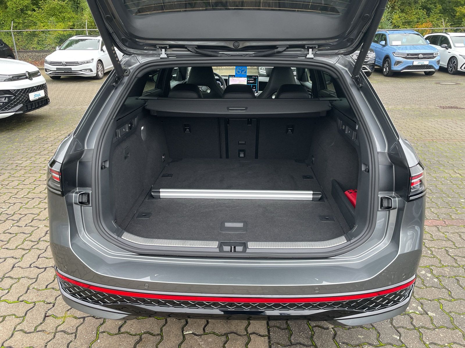 Passat Var. R-Line TDi DSG Navi AZV Matrix