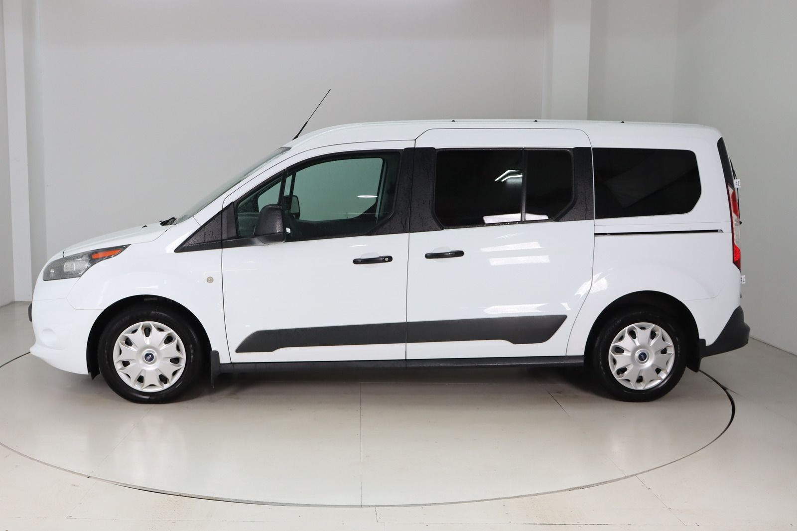 Fahrzeugabbildung Ford Transit Connect * Klima * Navi * RFK * AHK