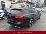 Opel Insignia B Sports Tourer Ultimate 4x4 2.0 D - Opel Insignia mit Diesel-Antrieb: Allradantrieb, Kombi, Automatik, 2.0