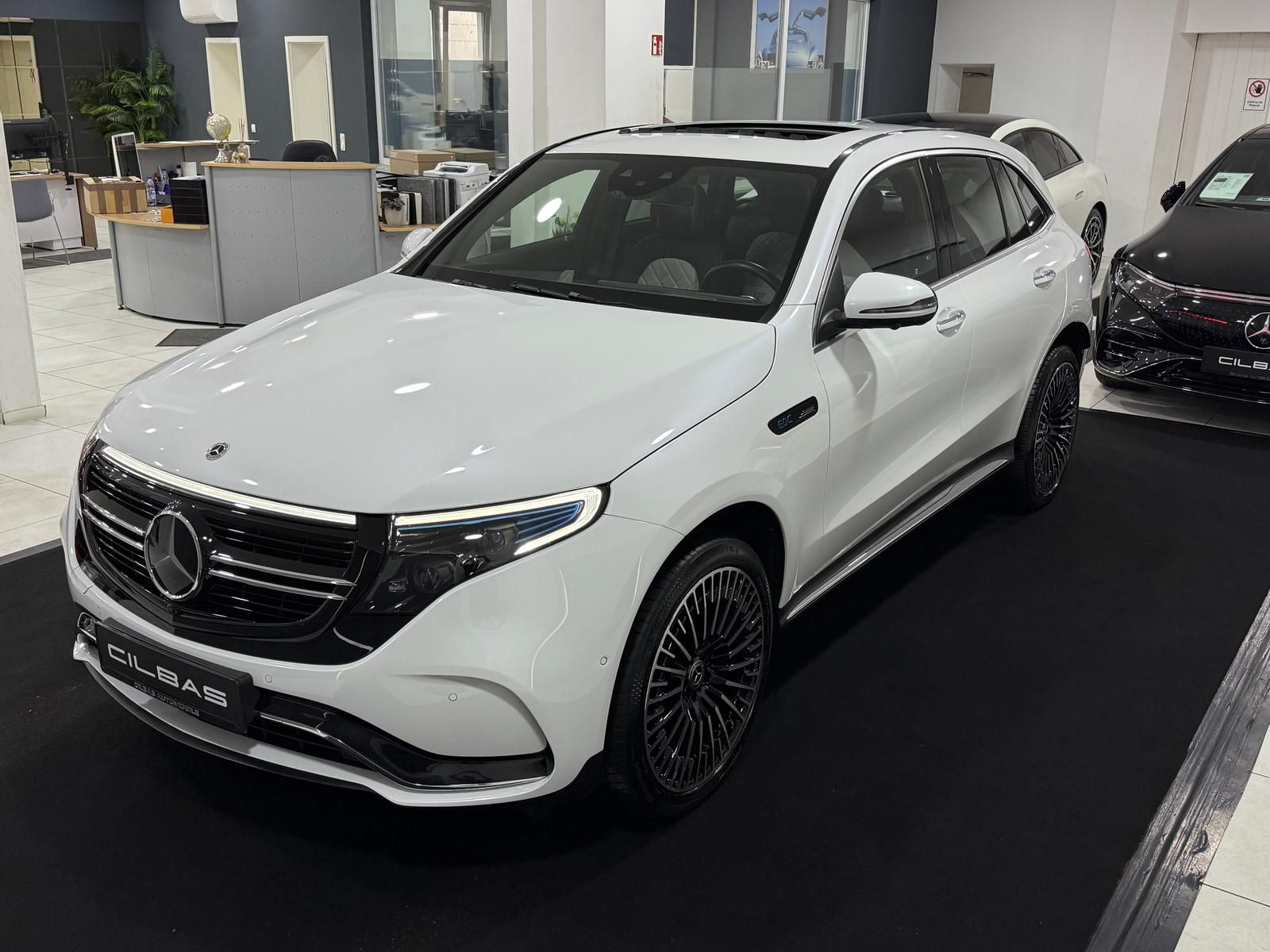 MERCEDES-BENZ EQC 400 4M AMG-LINE*21ZOLL*DESIGNO LEDER*GSD*HUD